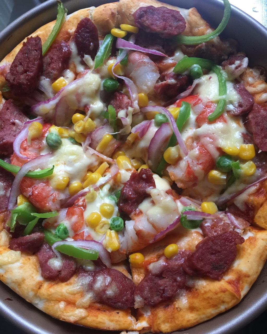 8寸纯手工什锦披萨