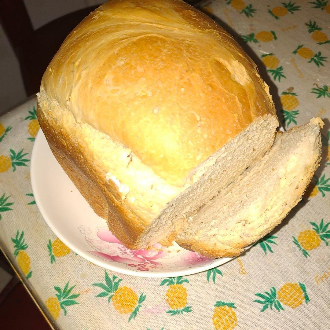 淡奶油面包－聊聊如何用面包机做出更好吃的面包