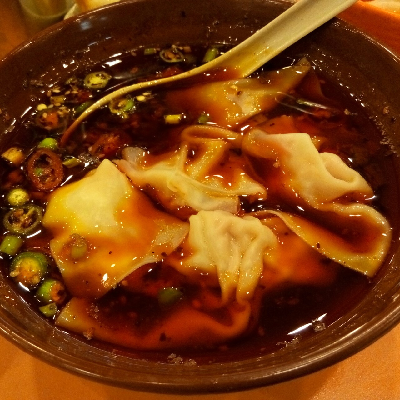 肥肠小丸子做的红油抄手