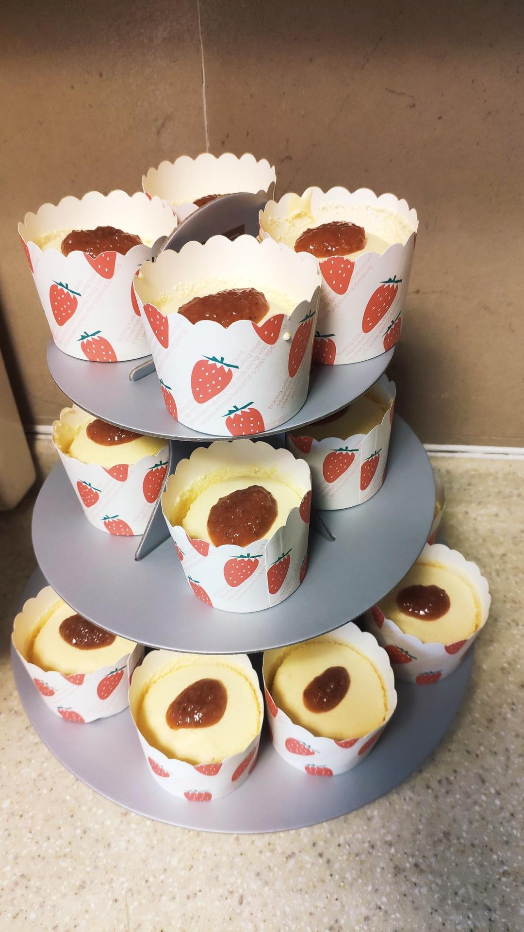 纸杯蛋糕 8寸戚风蛋糕的量