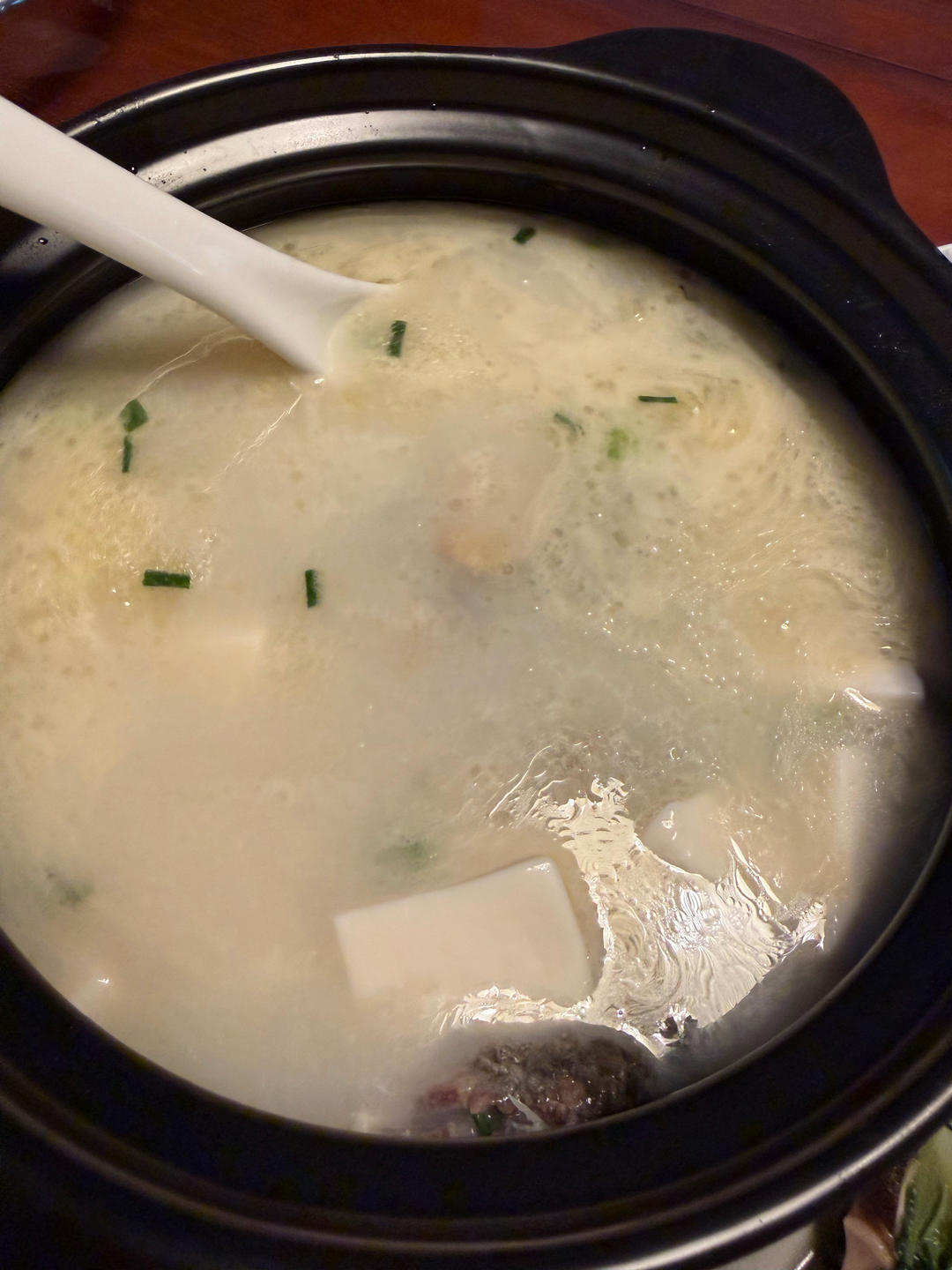 奶白鲫鱼豆腐汤|一条鱼最后的温柔