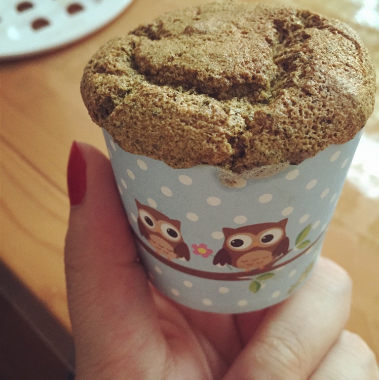 软绵绵戚风纸杯蛋糕