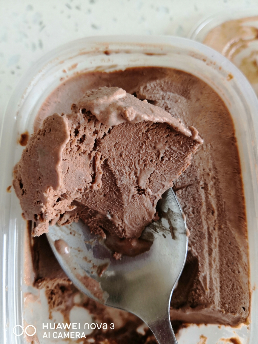无蛋无水无冰渣，超简单巧克力冰淇淋