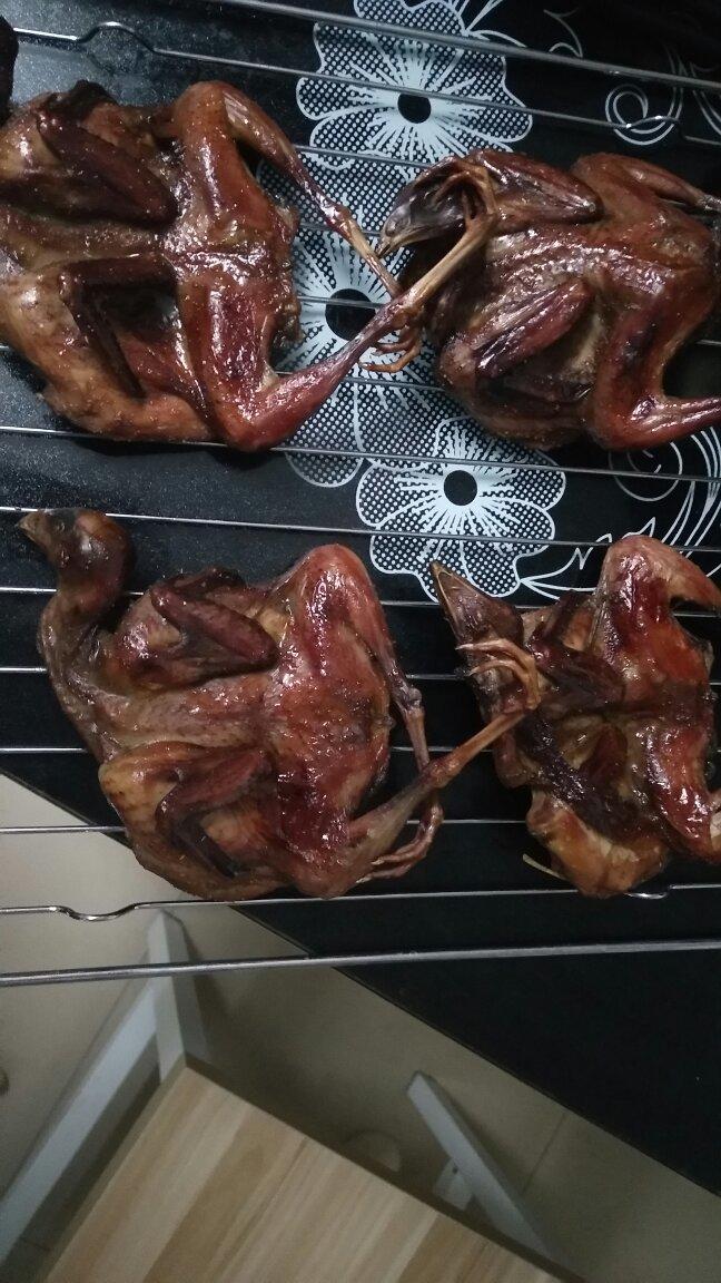 香烤鹌鹑