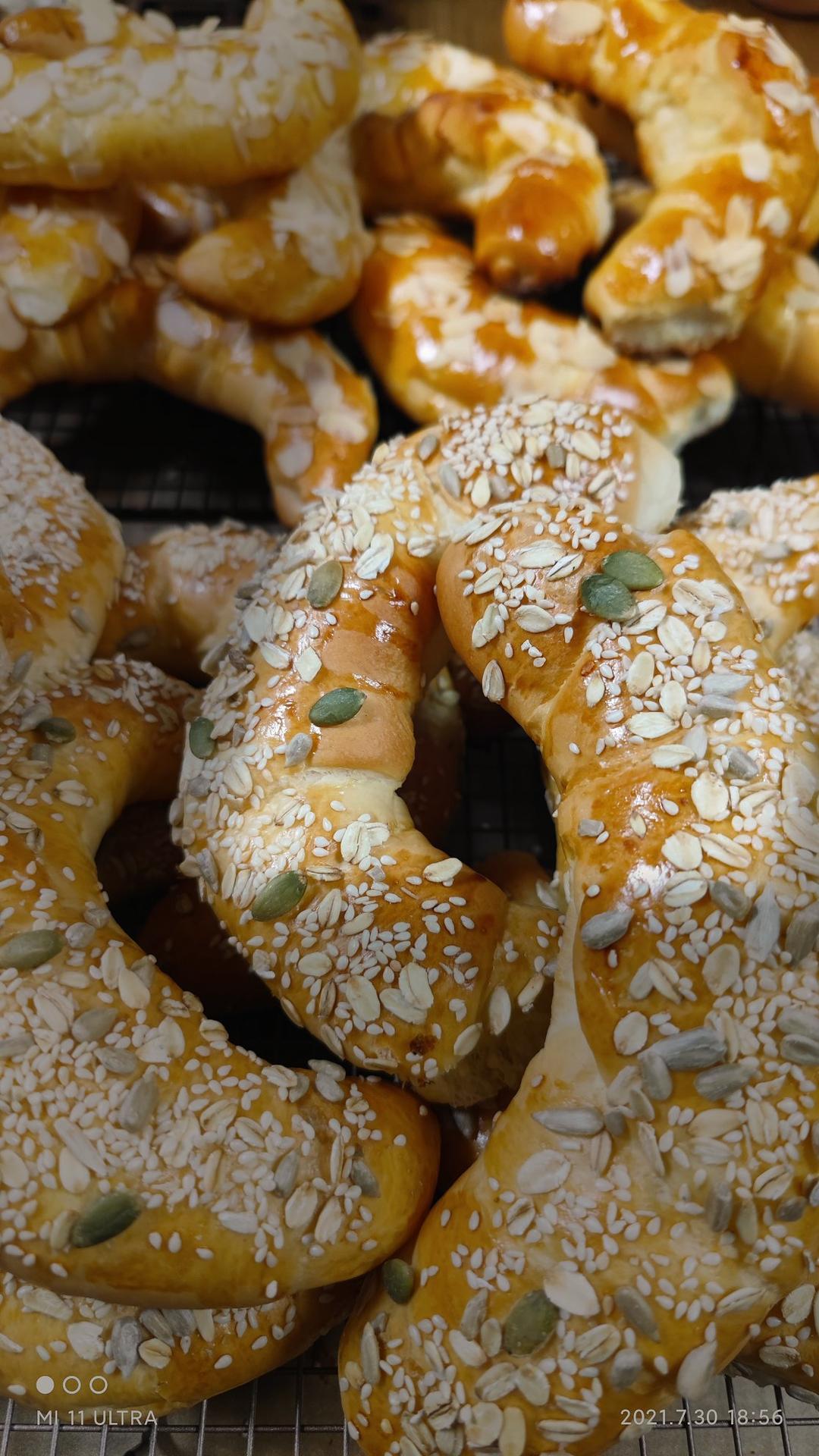 love葵尧妈做的日式海盐可颂咸可颂无需开酥零失误的网红面包