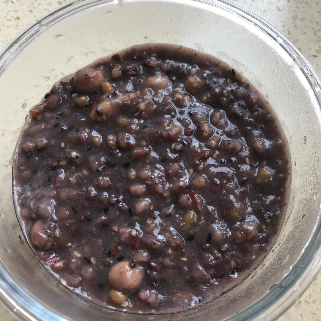 豆浆杂粮粥（别名：回归正轨粥）丨健康·三餐
