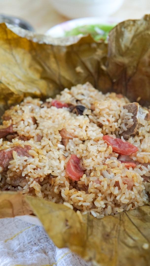 荷叶糯米蒸排骨