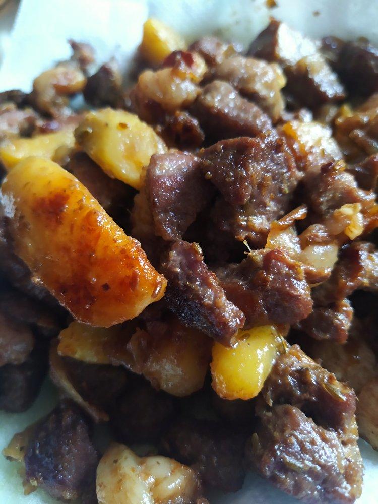 孜然羊肉粒