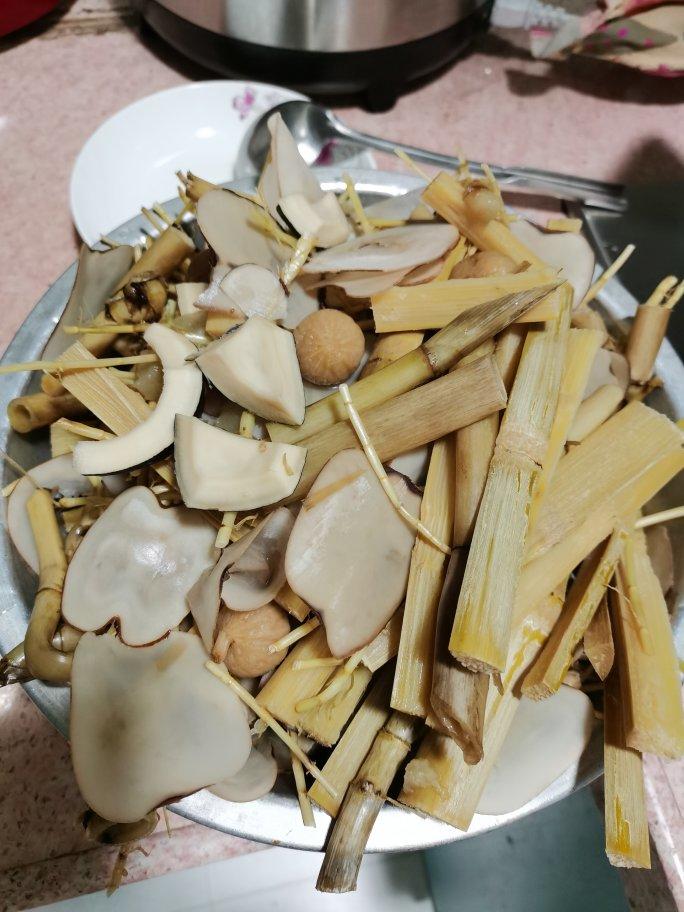 海底椰雪梨菊花膏