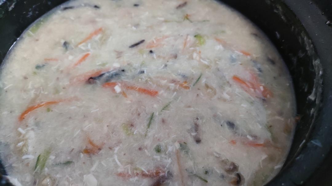 《鲜爽鱼蓉羹》