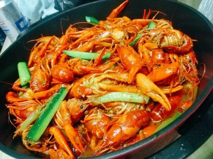 厨师长教你：“麻辣小龙虾”的家常做法 ,好吃的停不下来