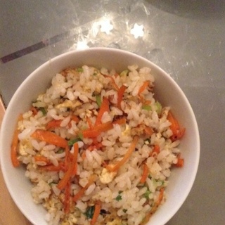 胡萝卜蛋炒饭
