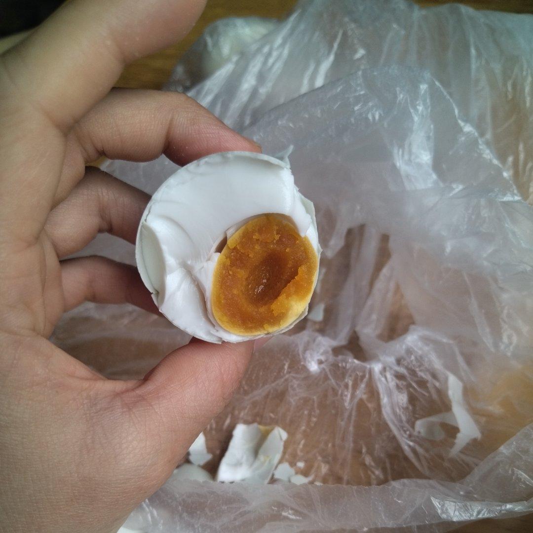 自制流油的咸鸭蛋