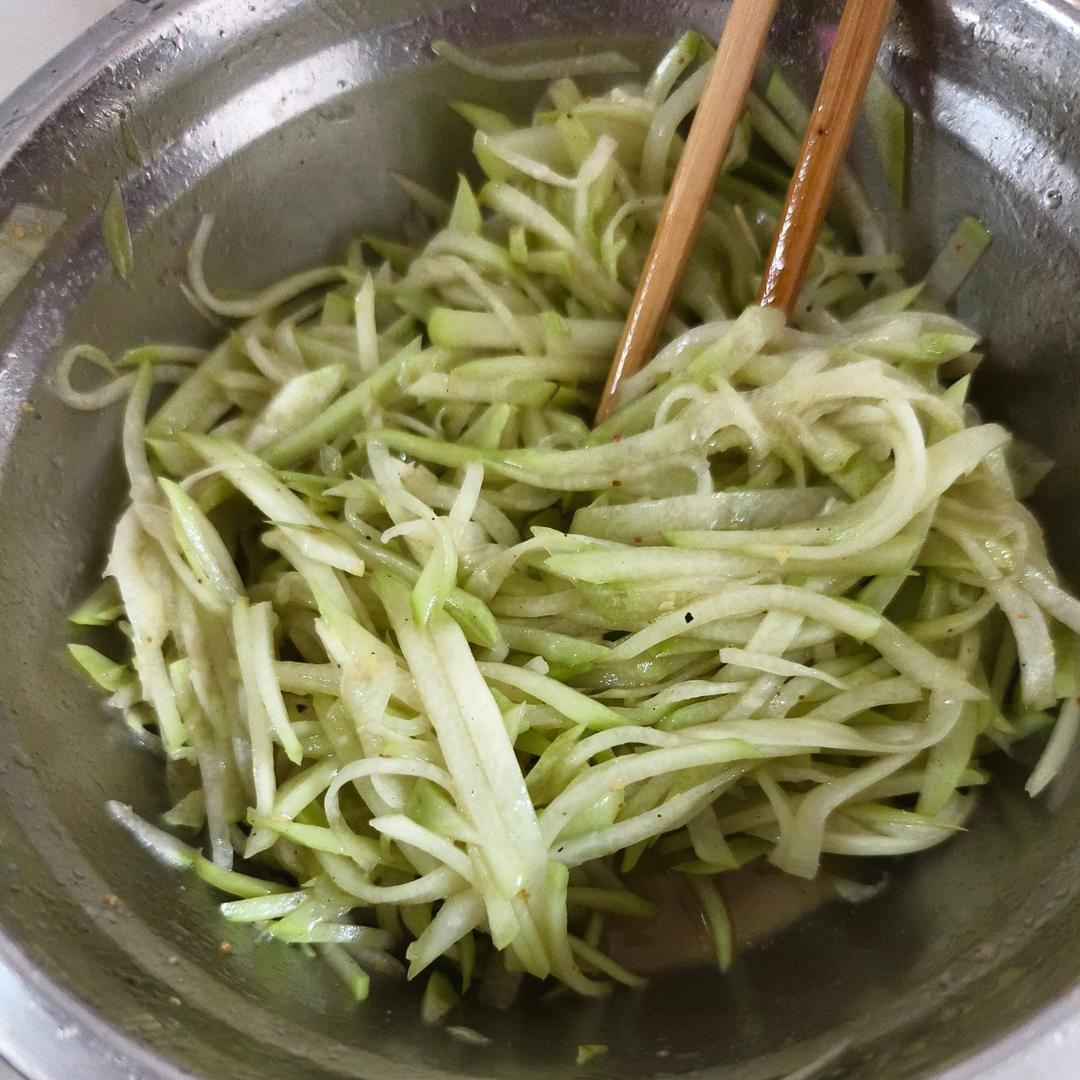 凉拌佛手瓜