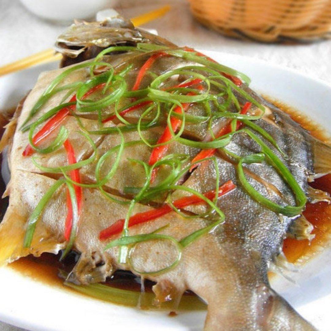 吃货最大做的20分钟搞定葱油鲳鱼好吃不腥正宗海边人民吃法