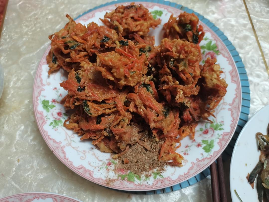 炸胡萝卜丸子