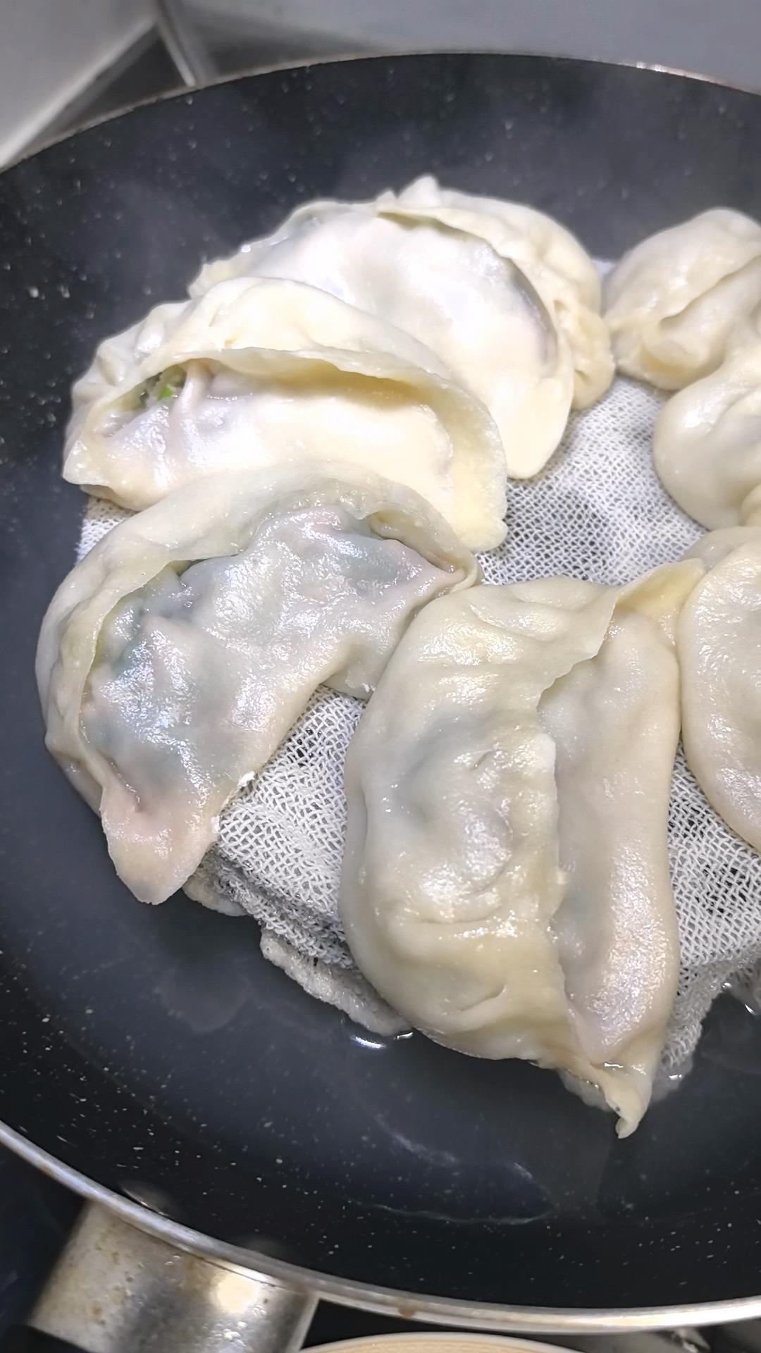 皮皮虾韭菜馅蒸饺