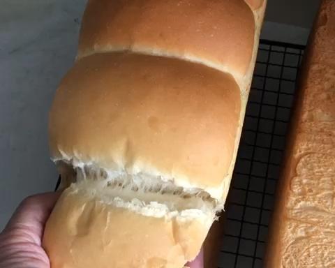 纯奶手撕吐司的做法 步骤1