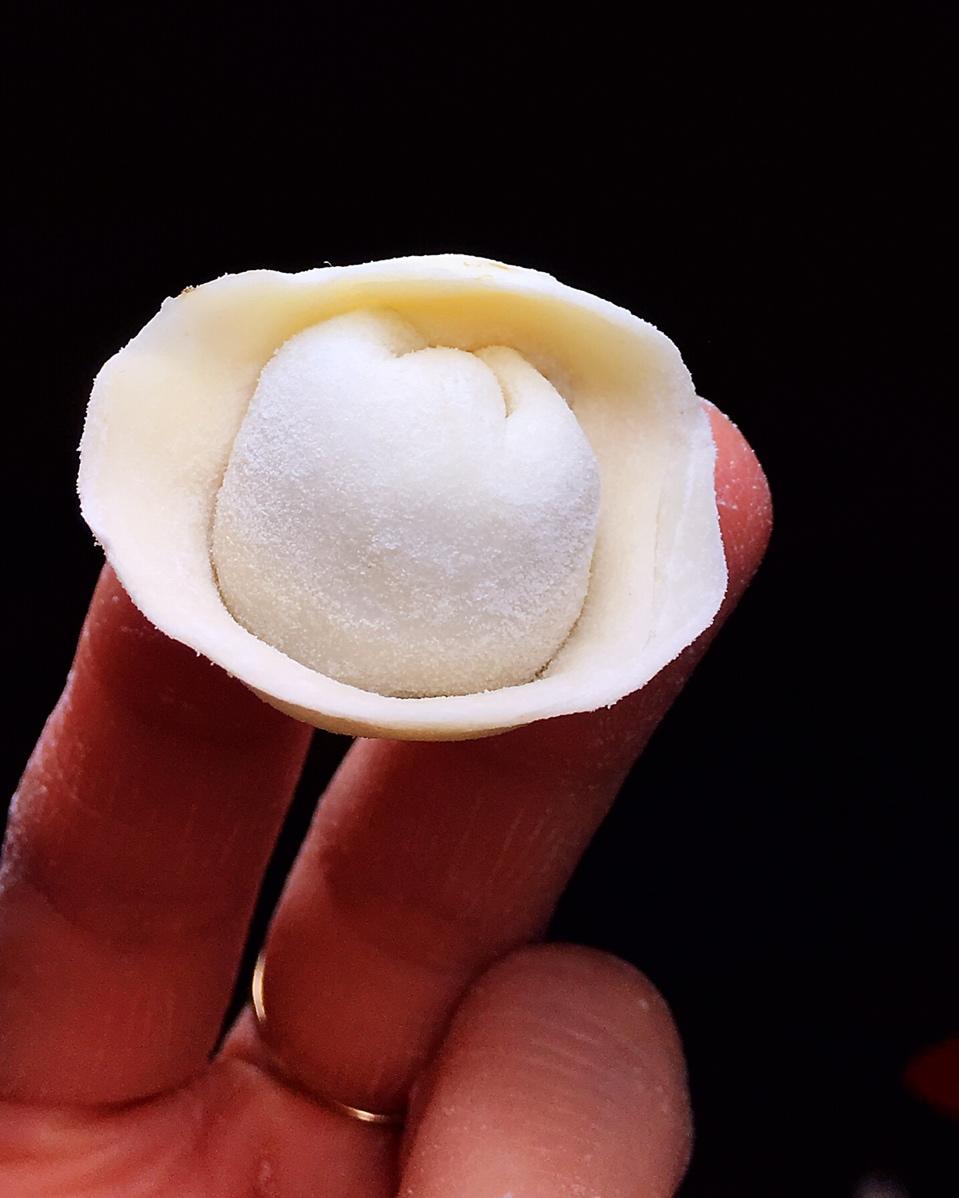 小元宝馄饨的包法视频