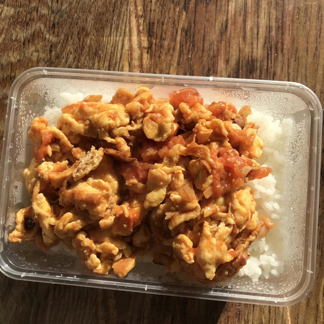 西红柿炒鸡蛋时，多加这一步，鸡蛋香嫩又入味