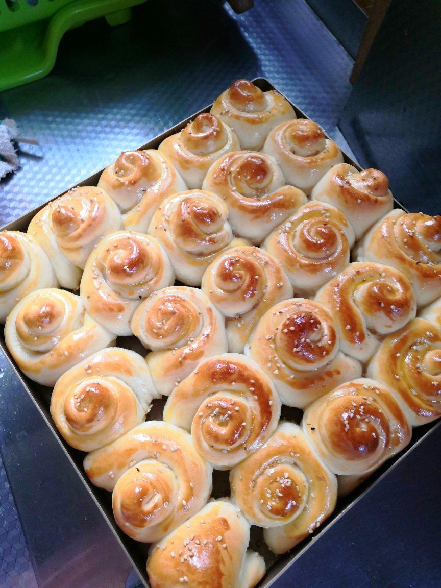 脆底蜂蜜小面包