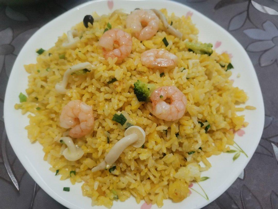 虾仁蛋炒饭