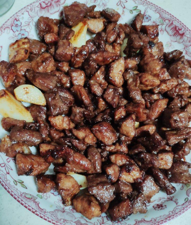 香蒜孜然猪肉粒-解馋神器