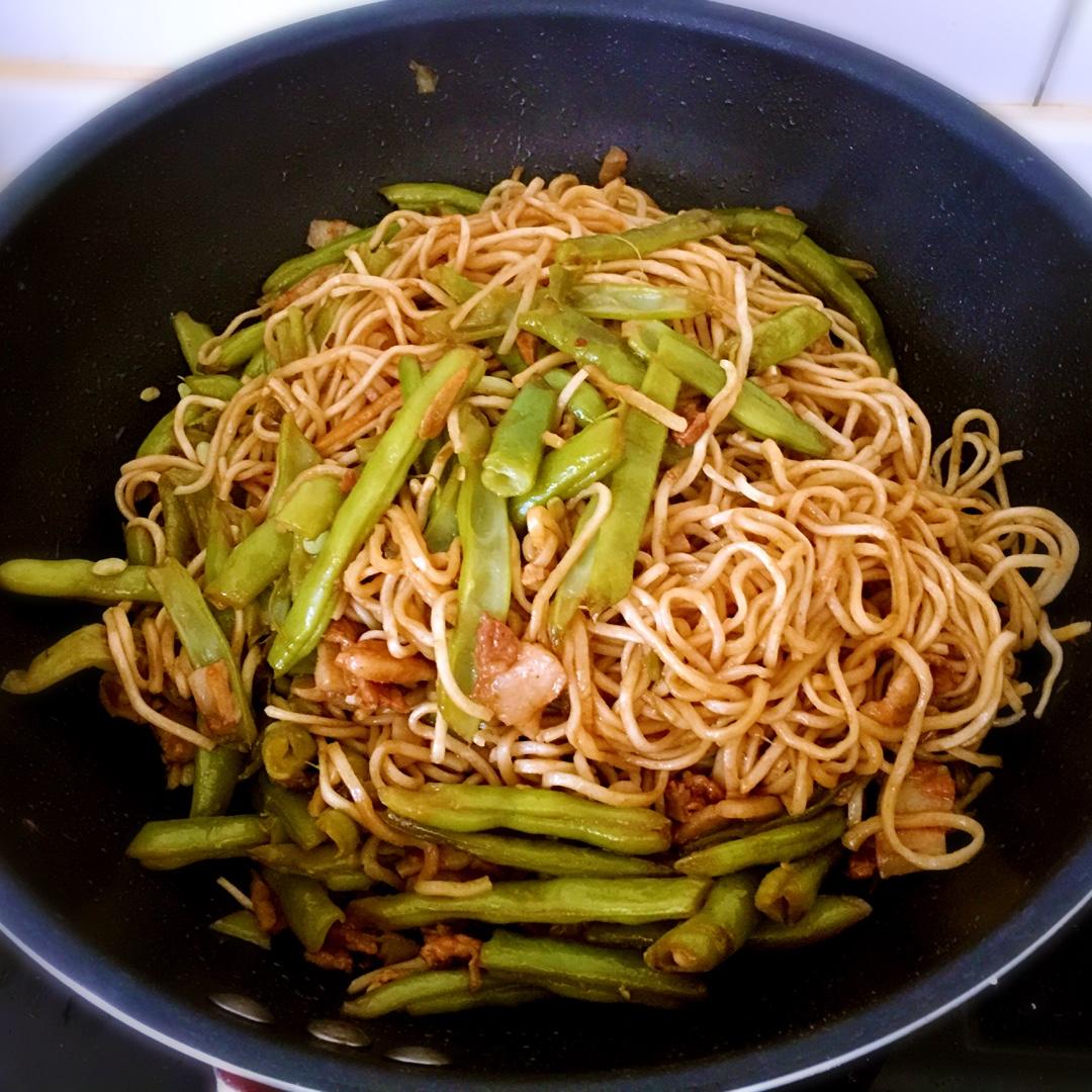 豆角焖面