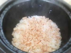 藕丁米饭的做法 步骤4