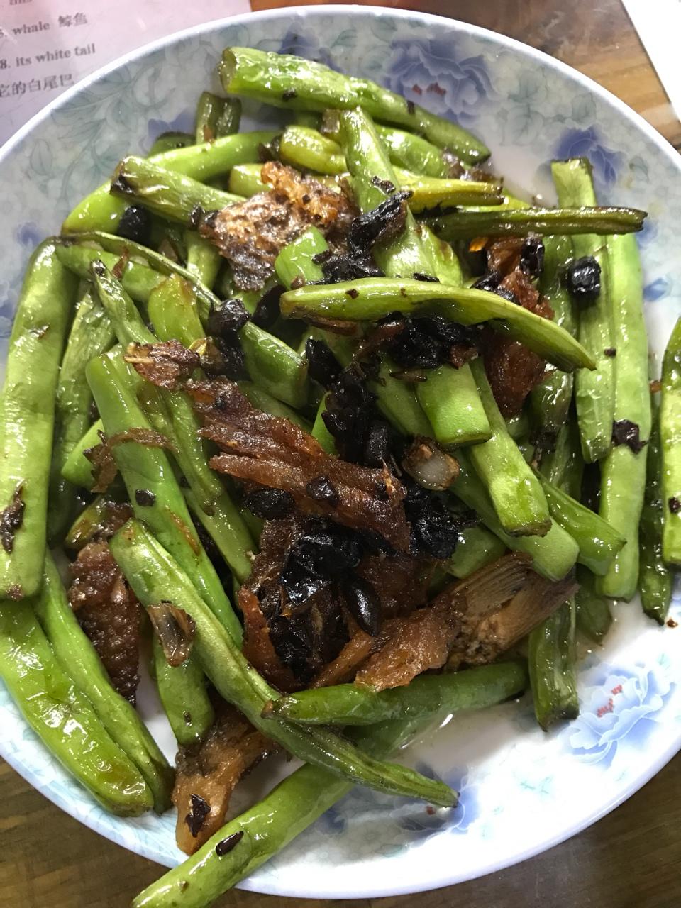 豆豉鯪魚炒刀豆的做法