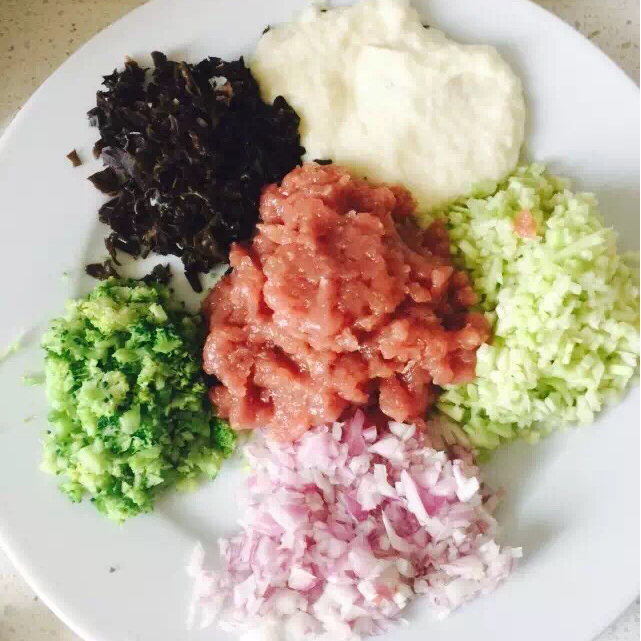 山药蒸丸子