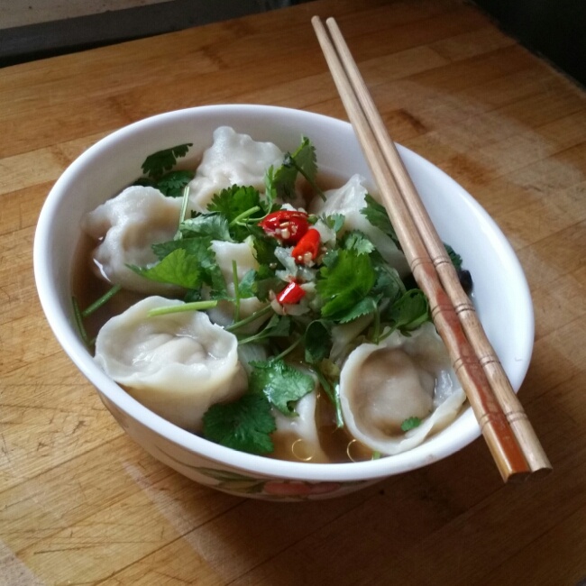 酸汤水饺