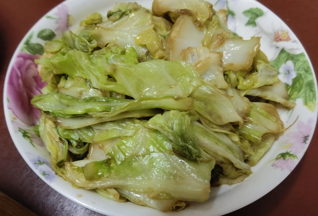 厨师长教你：“炒牛心包菜”的做法，技术总结很到位，先收藏起来