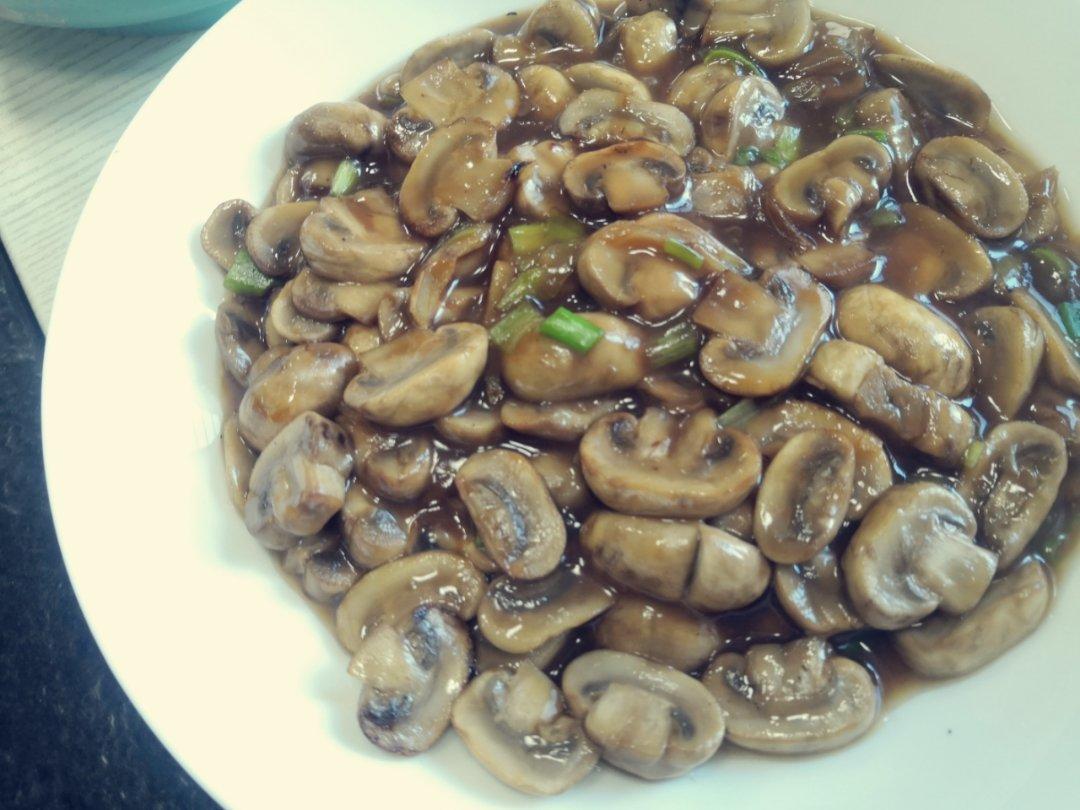 “鲜”美的简单快手菜——素炒鲜口蘑