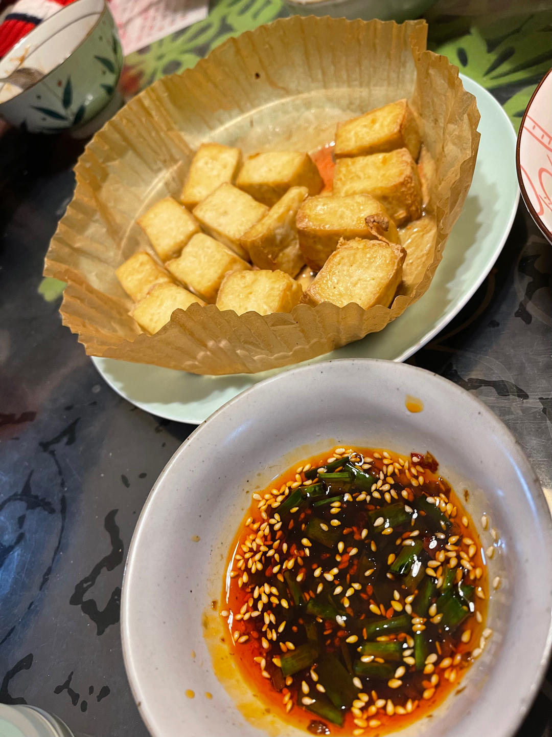 小吃｜街边酥炸豆腐附酱汁（空气炸锅版）