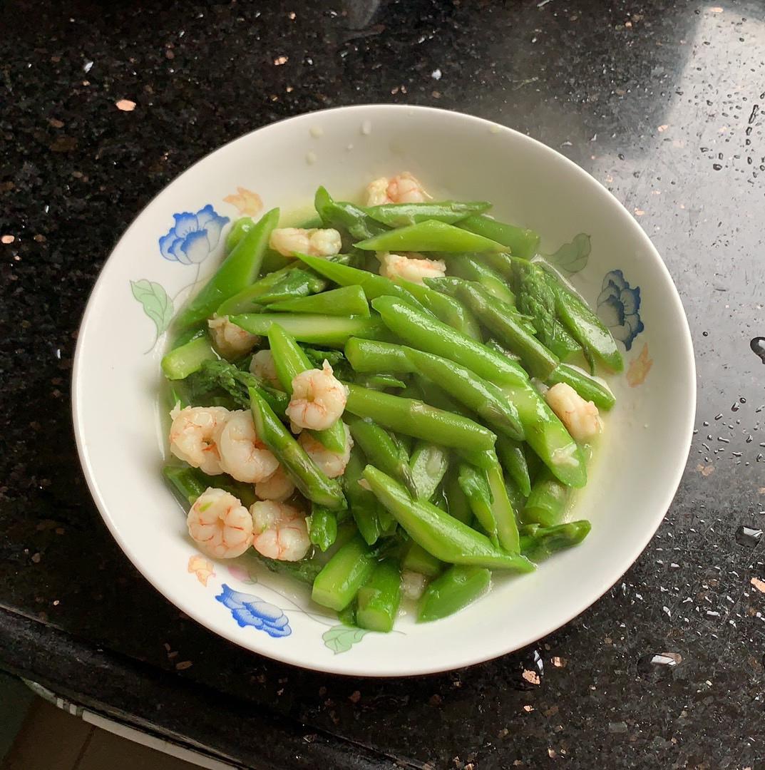 清炒芦笋虾仁