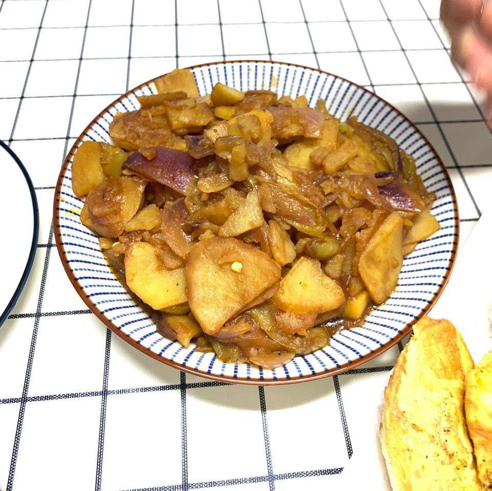 洋葱炒土豆