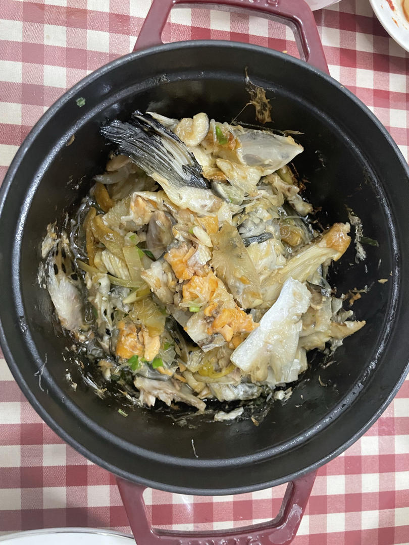 焖三文鱼头（中餐厅张亮简易版）