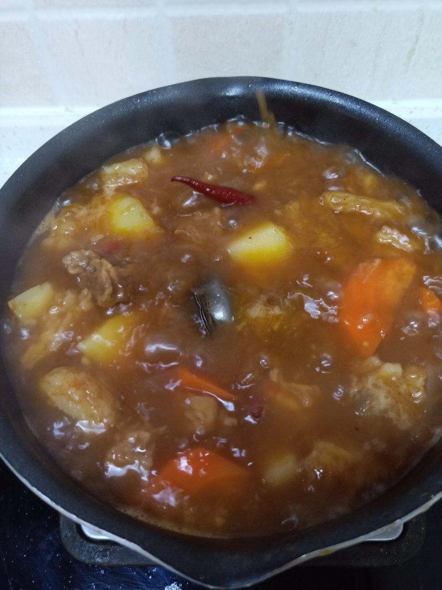 完胜刘一锅的 筋头巴脑炖土豆胡萝卜