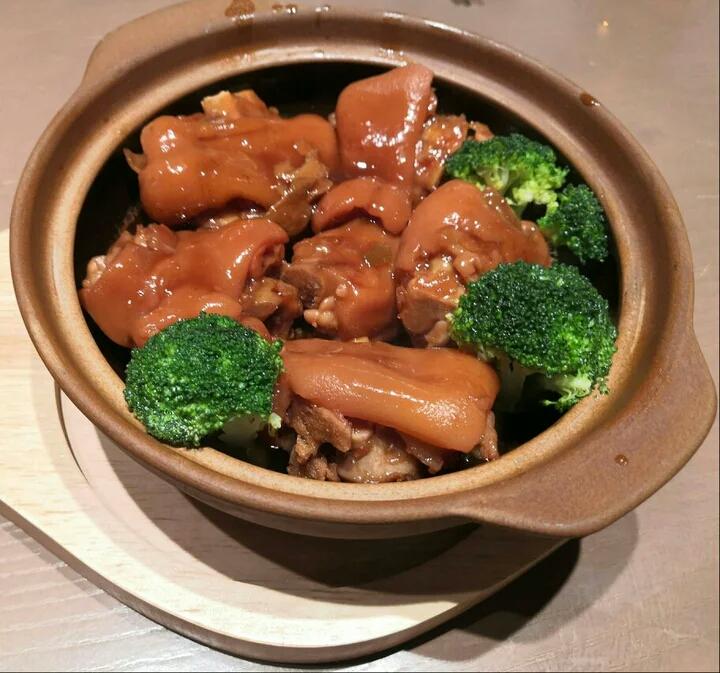 红烧猪蹄*减盐也美味