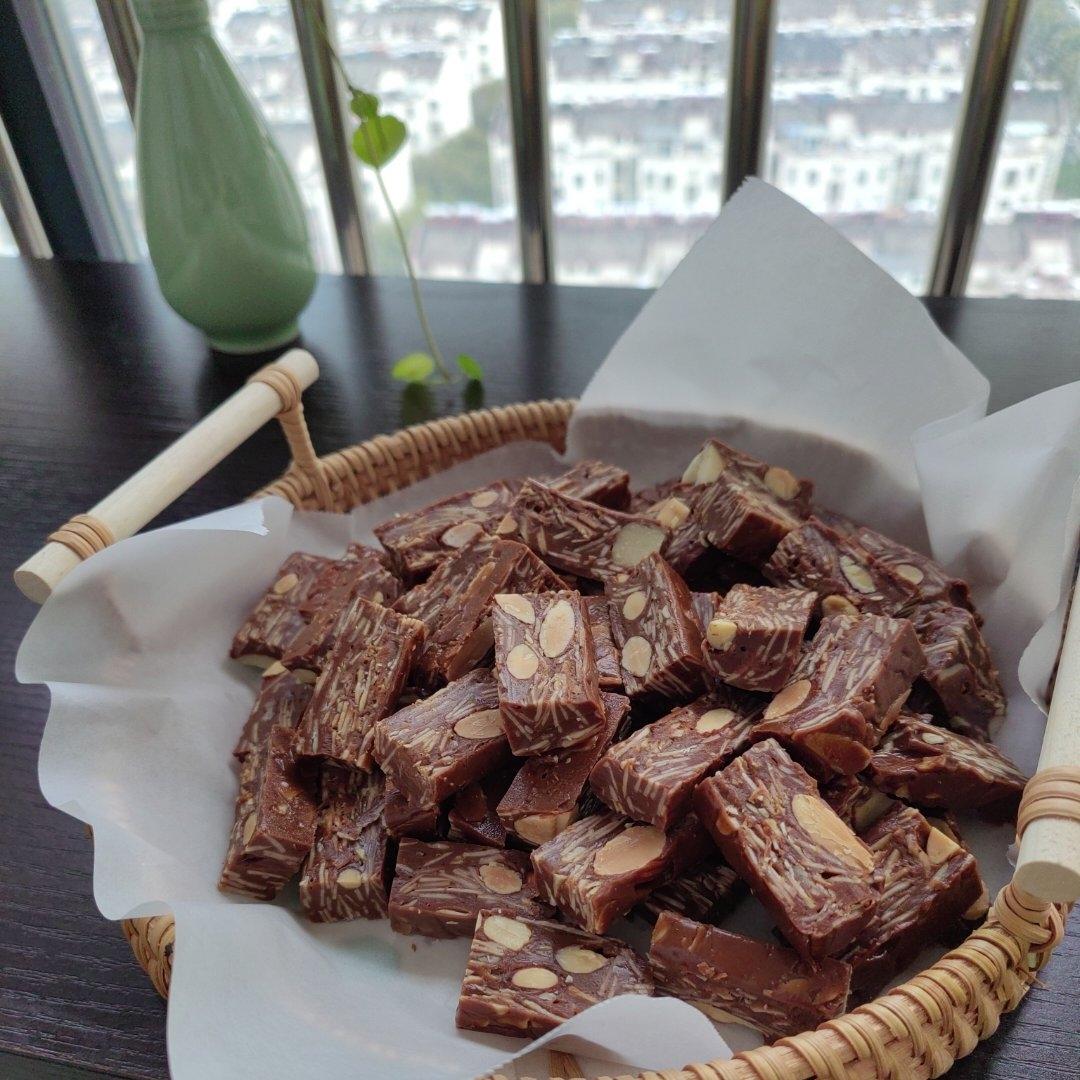 海盐杏仁太妃糖-