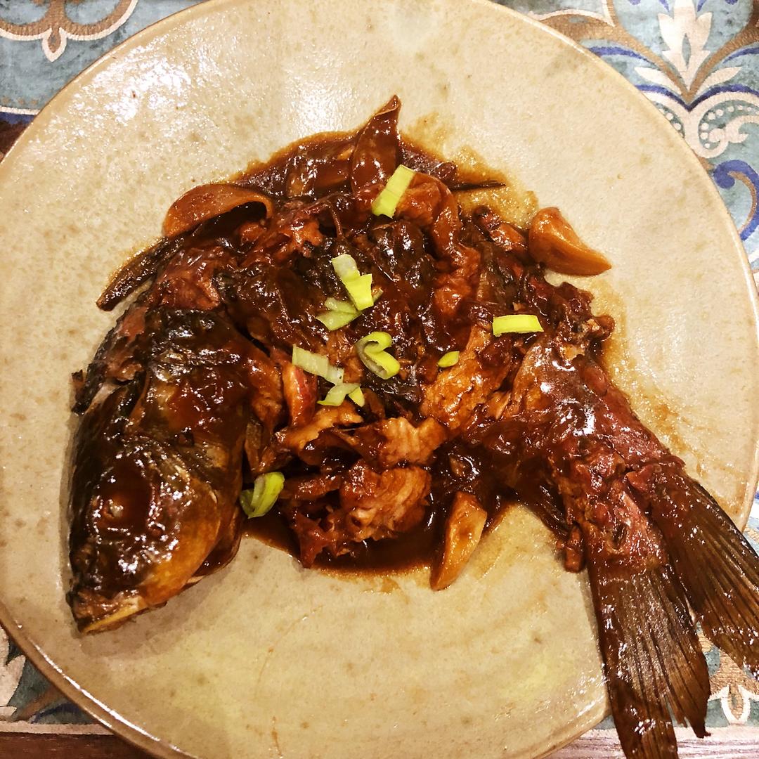 红烧鲤鱼