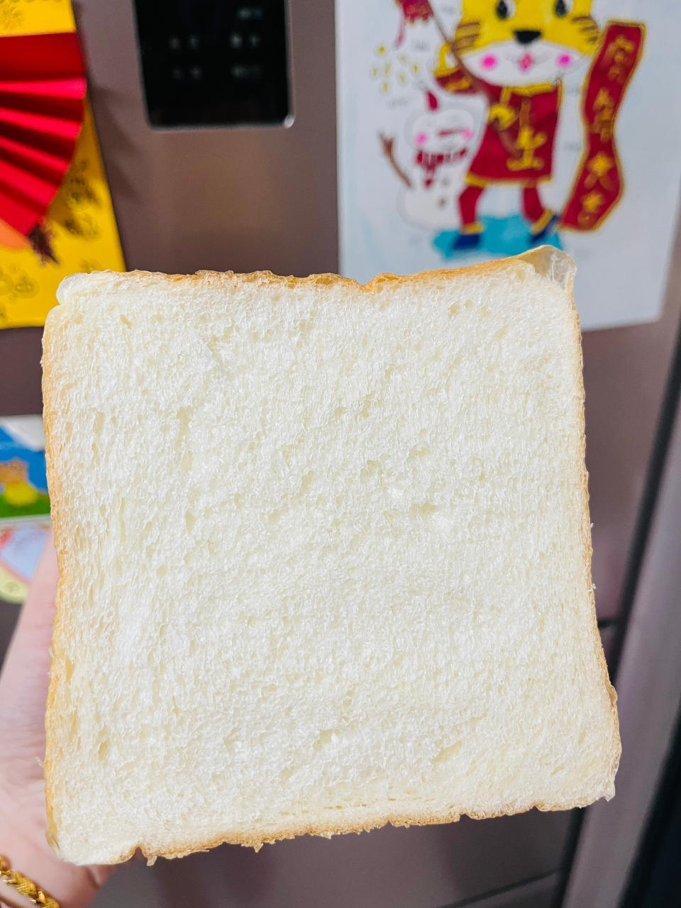 软到不敢捧起的牛奶甜吐司