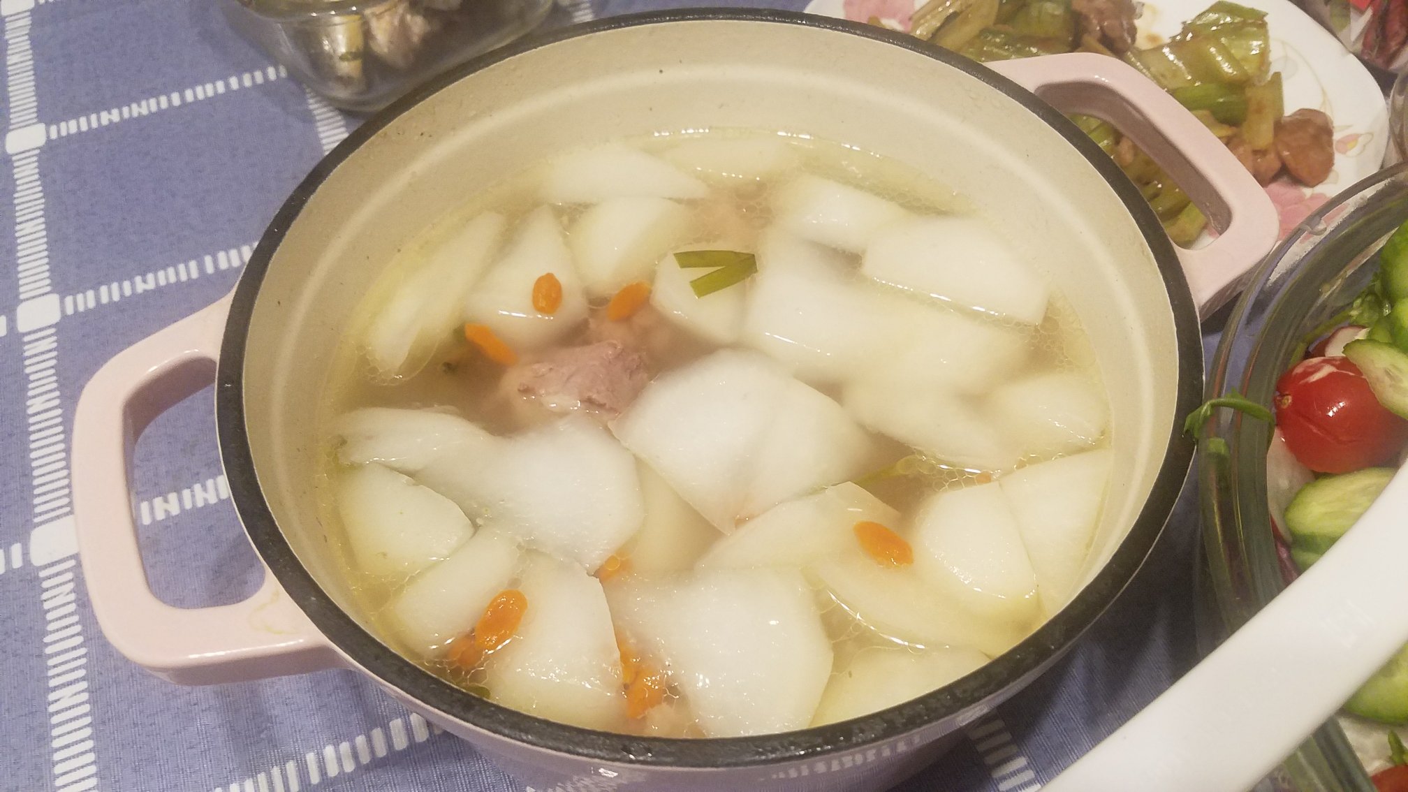 排骨萝卜汤