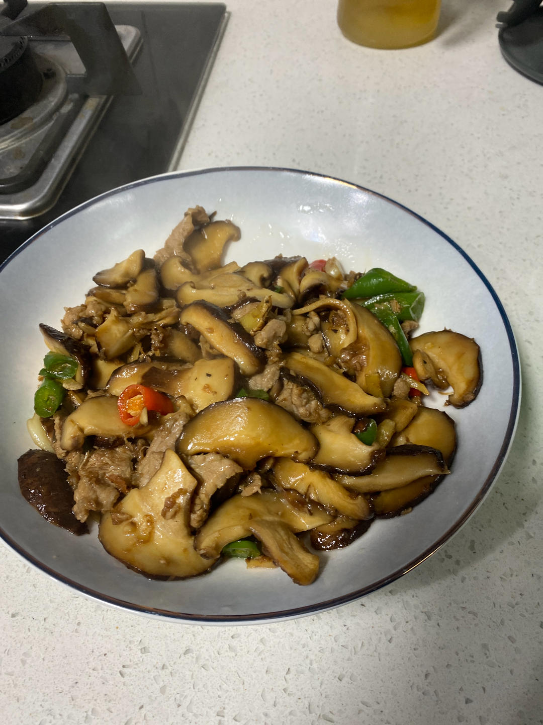 香菇炒肉｜贼香