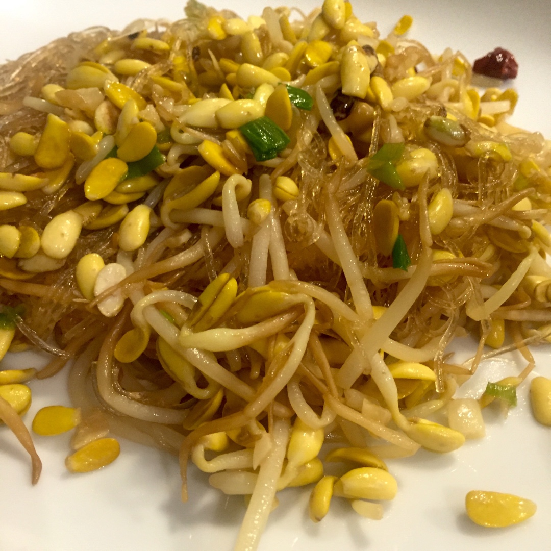 黄豆芽炒粉条