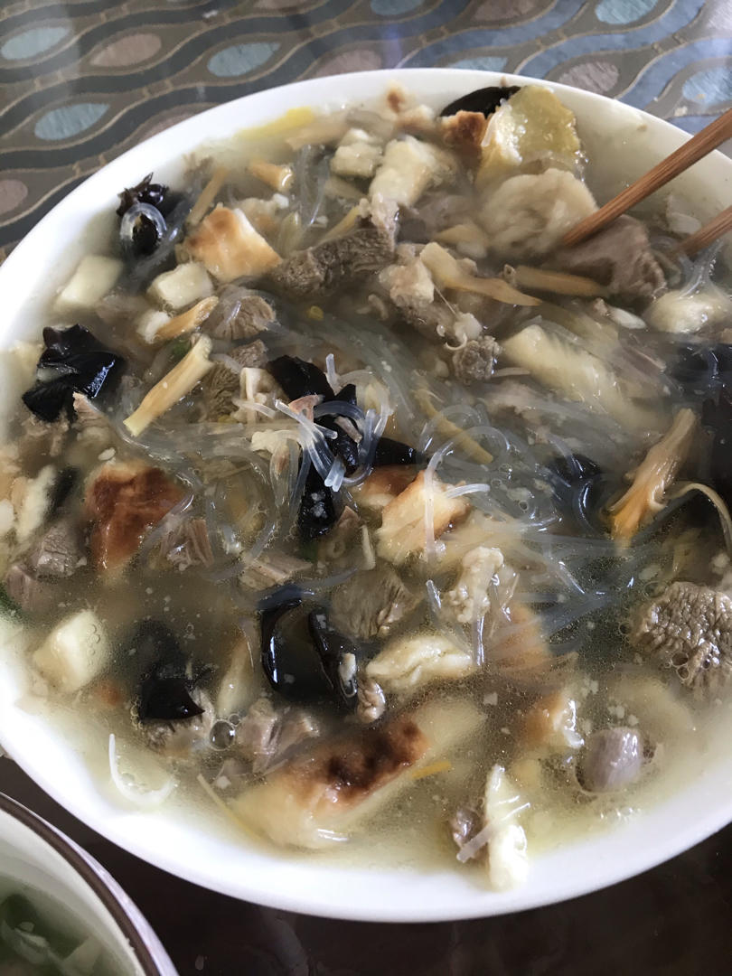 【羊肉泡馍】