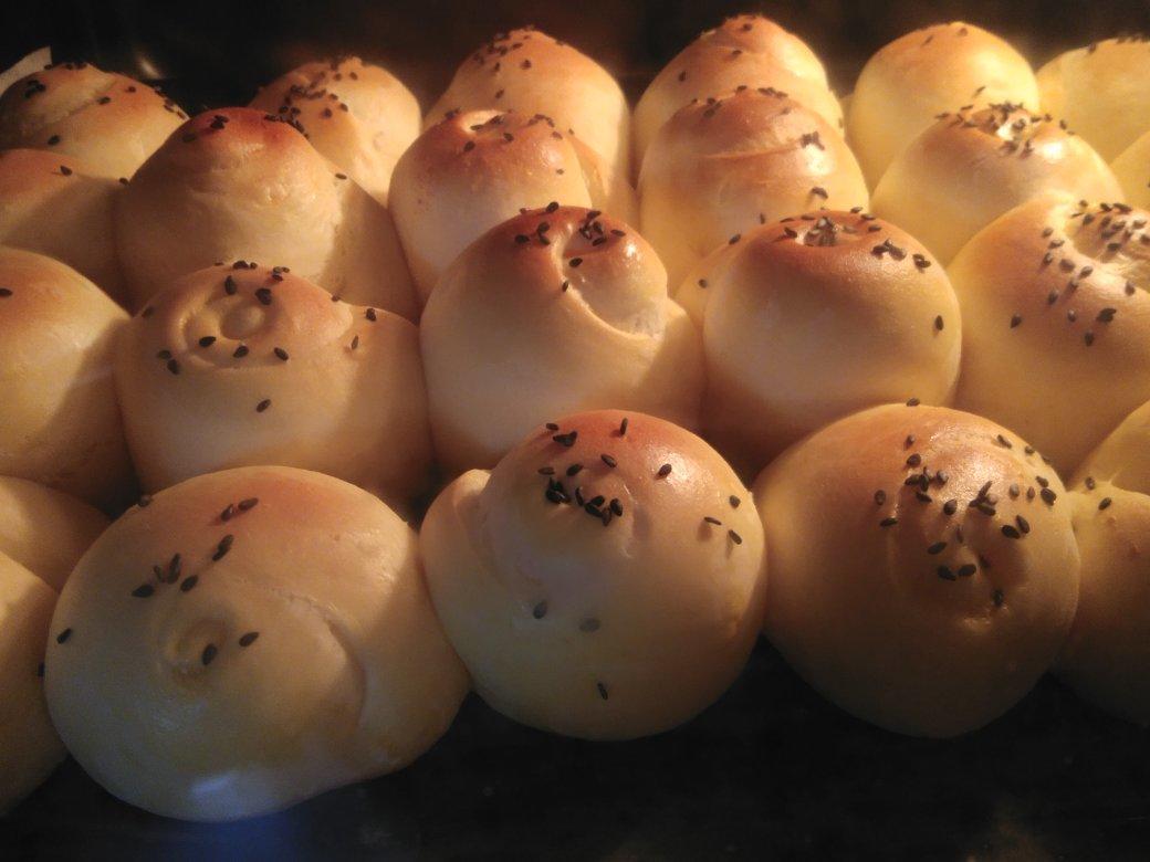 脆底蜂蜜小面包