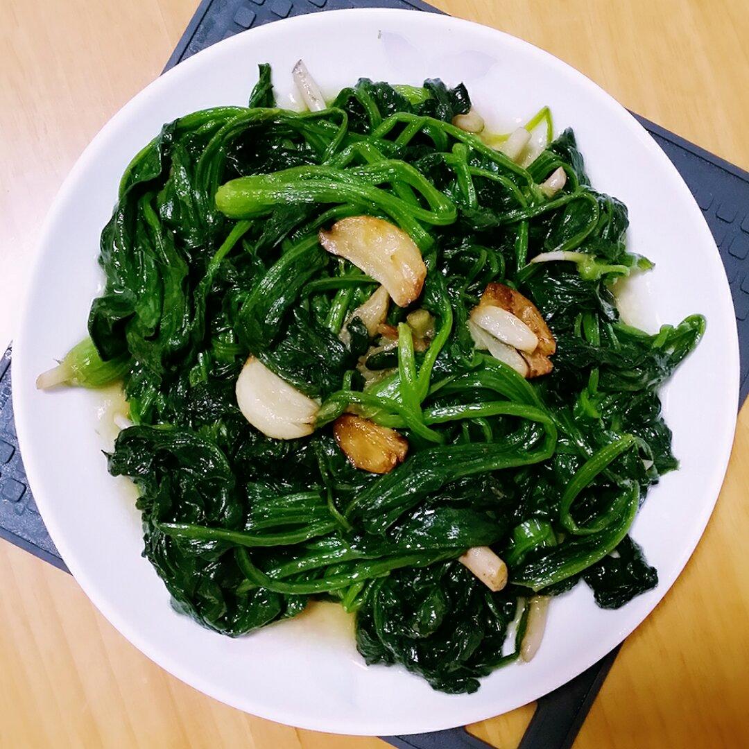 痞老板plankton做的蒜蓉炒菠菜