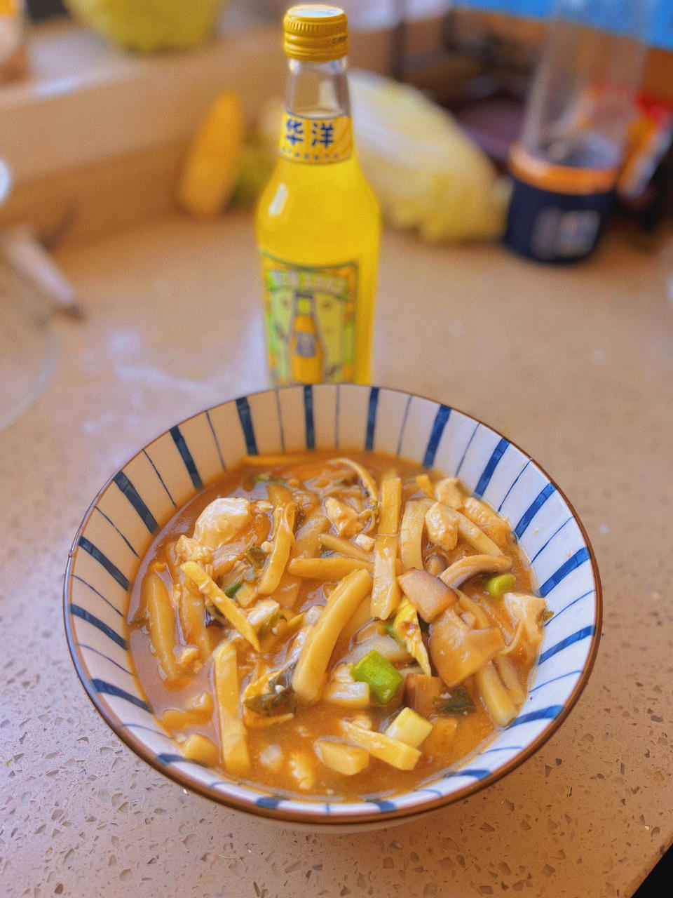 咕噜噜焖出一锅【嵊州豆腐年糕】！热乎鲜美，好吃省心！